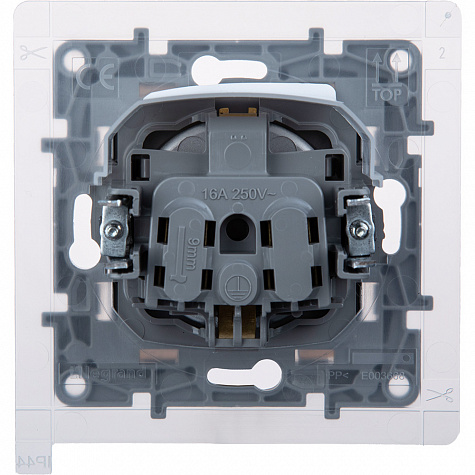 Legrand Etika Алюминий Розетка 2К+З IP44