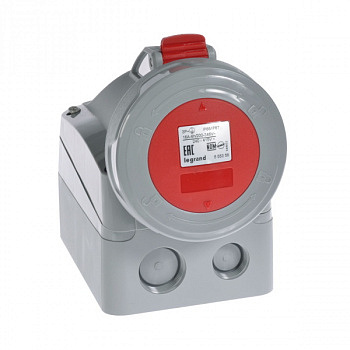 Розетка накладная IP66/67 380/415В 16A 3К+З P17 Tempra Pro. Legrand