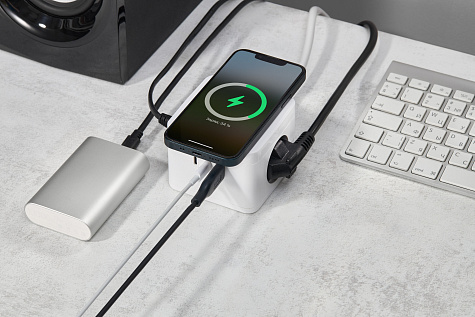 DOMINIC Удлинитель Qi10Вт У02К 1,3м 3х1мм2 USB A+C Белый