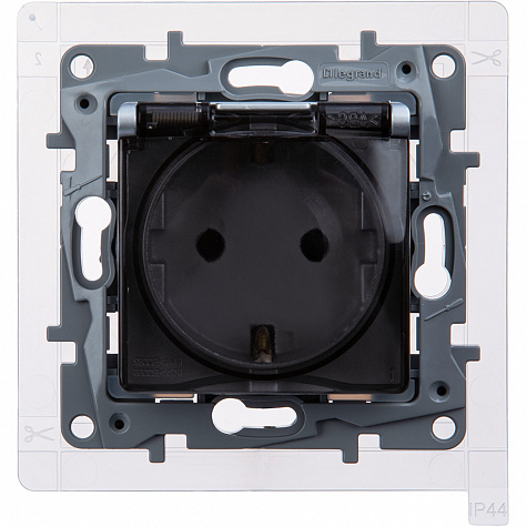 Legrand Etika Алюминий Розетка 2К+З IP44