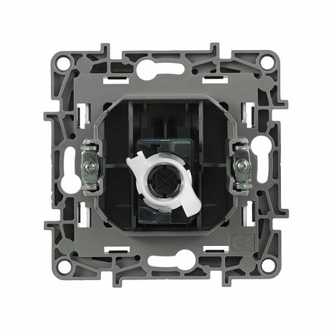 Розетка компьютерная RJ45 UTP кат.5e Алюминий. Legrand Etika
