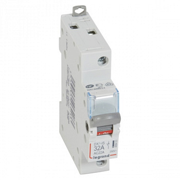 Выключатель-разъединитель DX3-IS 1п 32А 1мод. Legrand