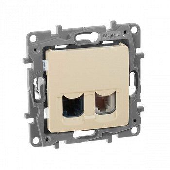 Розетка телефон/интернет RJ11/RJ45 UTP кат.5 Слоновая кость. Legrand. Etika