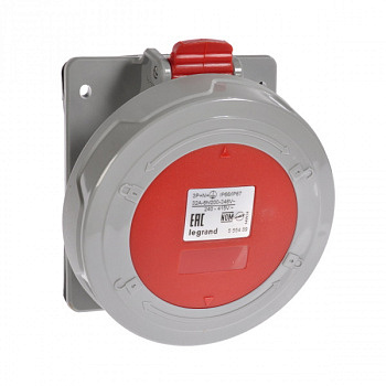 Встраиваемая розетка IP66/67 380/415В 32A 3К+Н+З P17 Tempra Pro. Legrand