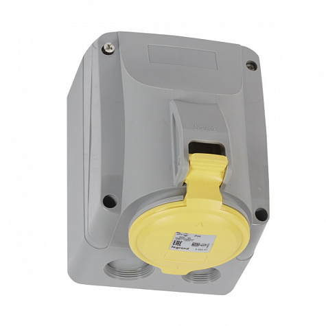 Розетка накладная IP44 100/130В 32A 2К+З P17 Tempra Pro. Legrand