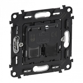 Розетка телефон/интернте RJ11/RJ45 UTP кат.6 Legrand. Valena IN'MATIC