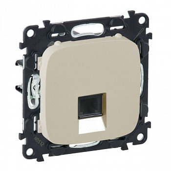 Розетка интернет одиночная RJ 45 Категория 6 UTP. Слоновая кость. Valena Allure. Legrand