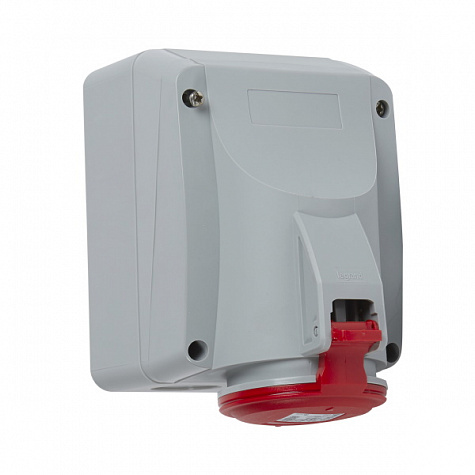 Розетка накладная IP44 380/415В 32A 2К+З P17 Tempra Pro. Legrand арт 555257