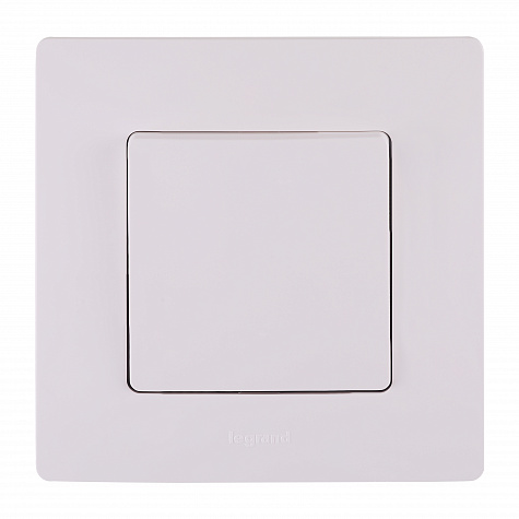 Legrand Etika Белый Переключатель 1-кл IP44
